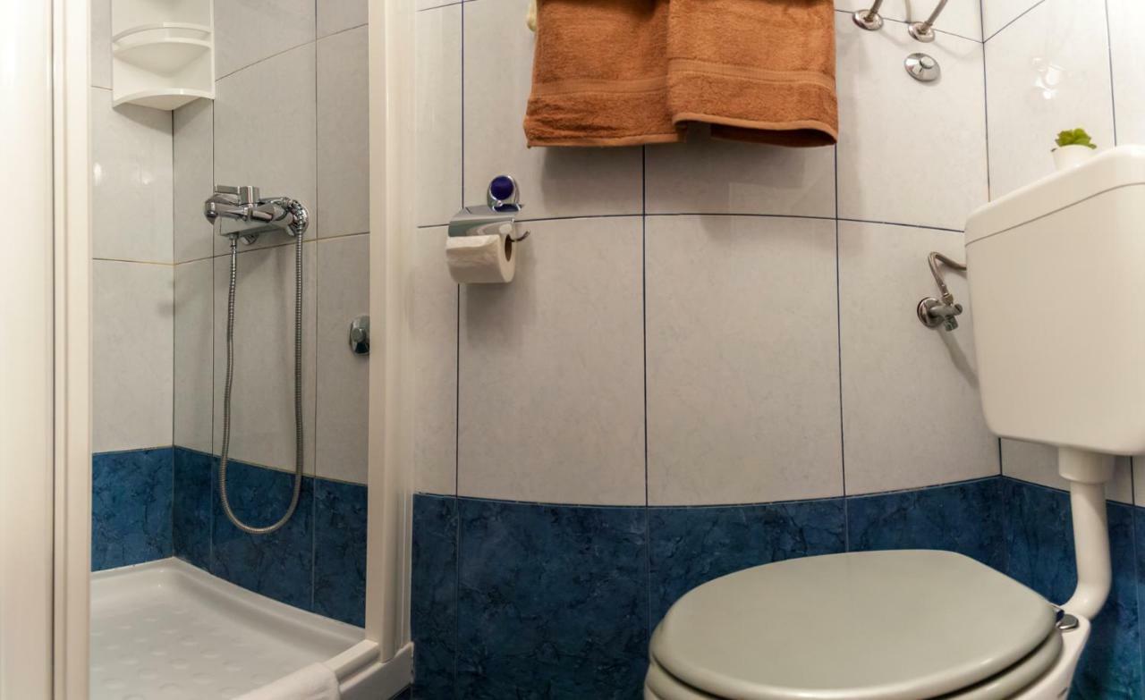 Apartment Nonna Крк Экстерьер фото