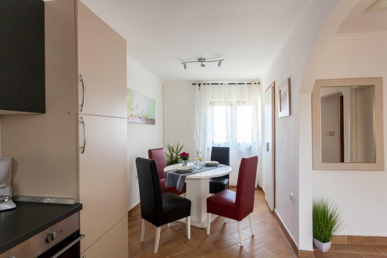 Apartment Nonna Крк Экстерьер фото